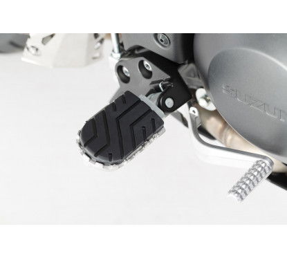 Kit pedane regolabili ION argento Modelli Aprilia, BMW, Suzuki. FRS.05.011.10002/S SW MOTEH