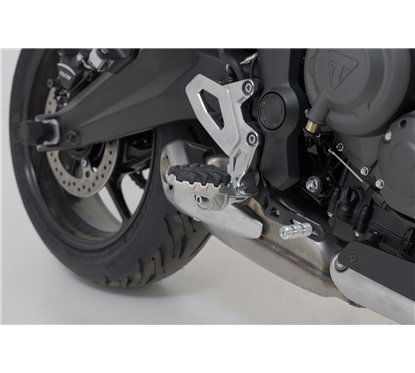 Kit pedane regolabili EVO Triumph Tiger 660 (21-). FRS.11.112.10500 SW MOTEH