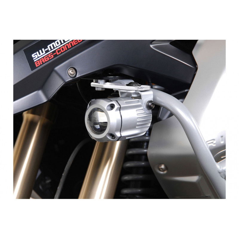 Supporto per faretti argento BMW R 1200 GS (08-12). NSW.07.563.10000/S SW MOTECH Supporto per faretti argento BMW R 1200 GS (08-12). NSW.07.563.10000/S SW MOTEH