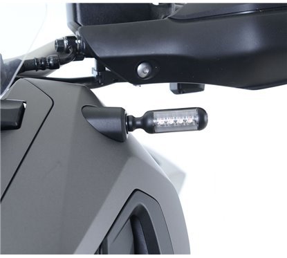 Adattatori per minifrecce anteriori per Honda X-ADV (750) '17-'20 uso con minifrecce...