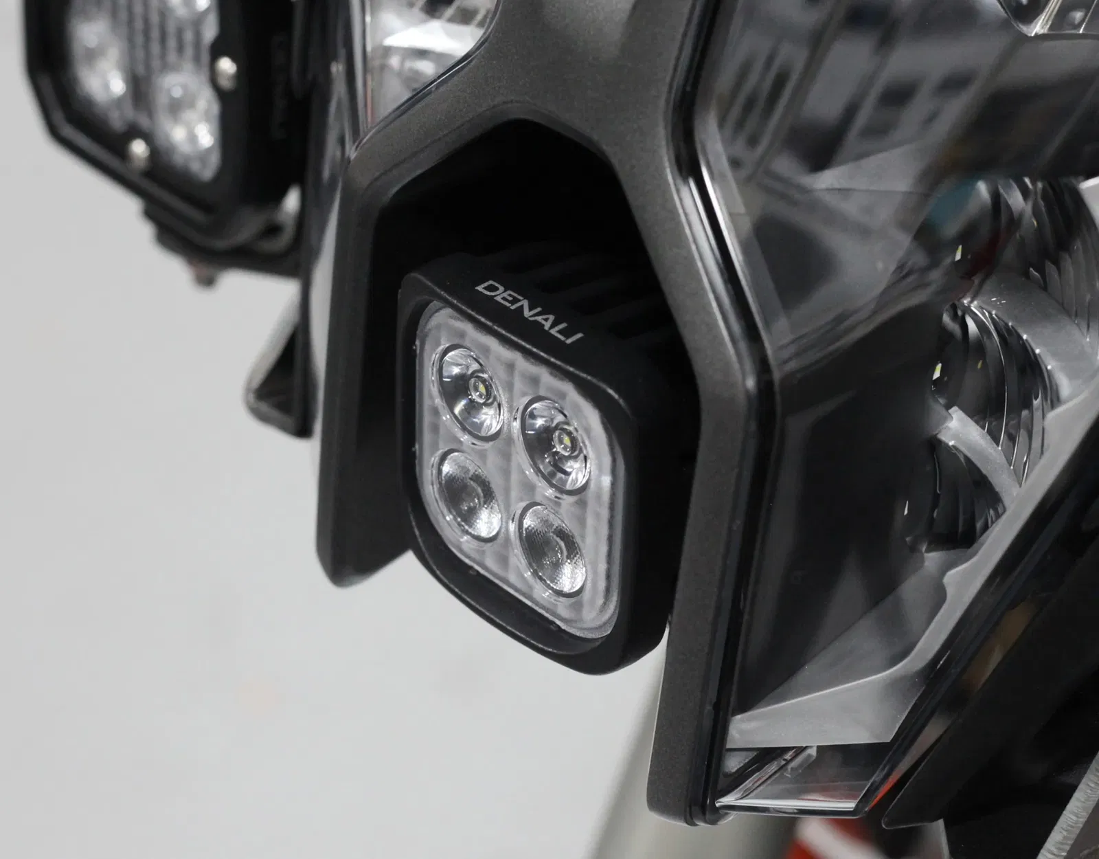Staffa montaggio faro anteriore KTM 1290 Super Adventure R 21' DENALI LAH.04.10600