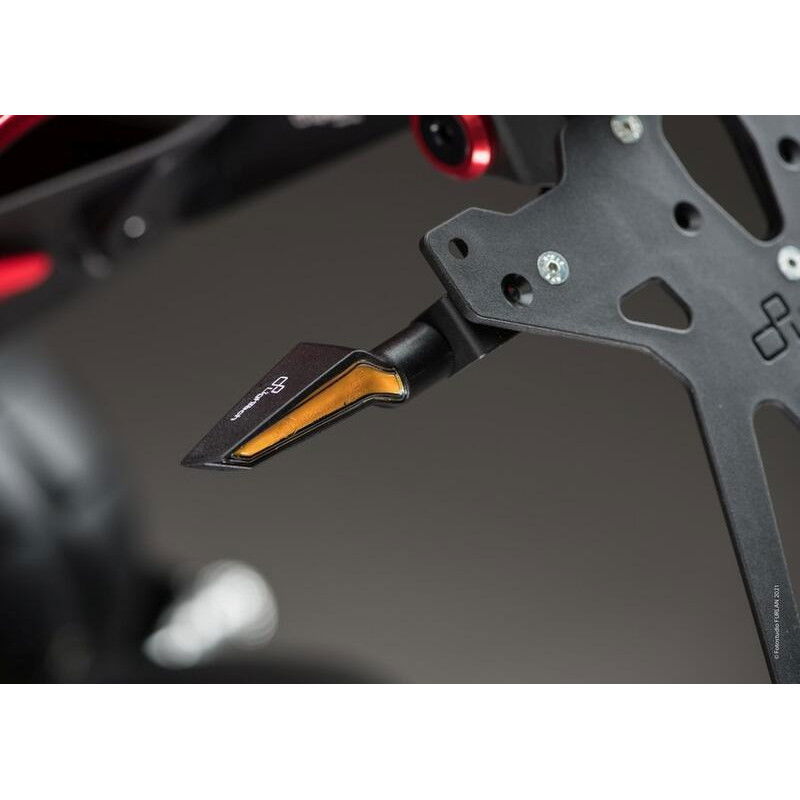 LighTech Frecce (Coppia Indicatori Di Direzione Omologati E8) – Design Esclusivo e Alta Qualità LighTech Coppia Frecce Moto Omologate E8 – ABS, 65 mm, Universali, Ideali per Ducati Panigale...