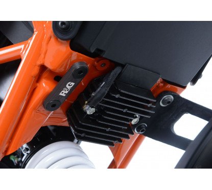 Placchette copri fori poggiapiedi posteriori (lato SX) KTM 125 Duke '17-